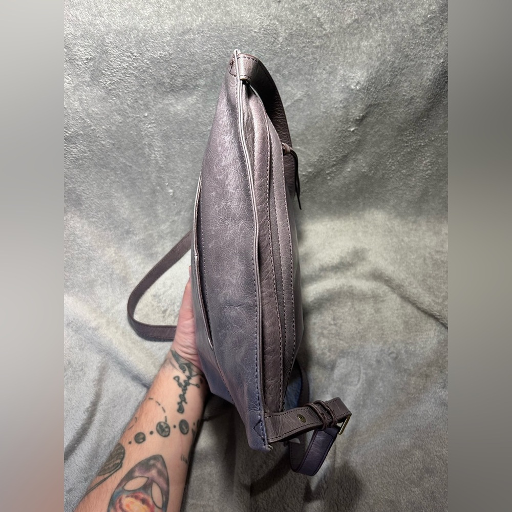 Hobo International Larkin Genuine Leather Crossbody - Picture 7 of 11